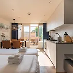 דירה Stylish In The Heart Of Center *