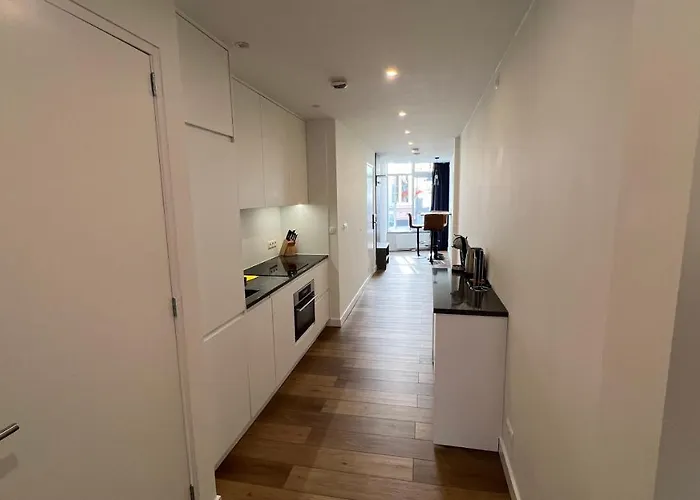 Stylish In The Heart Of Center Bréda