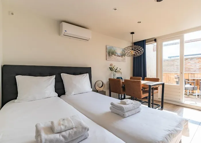 Stylish In The Heart Of Center