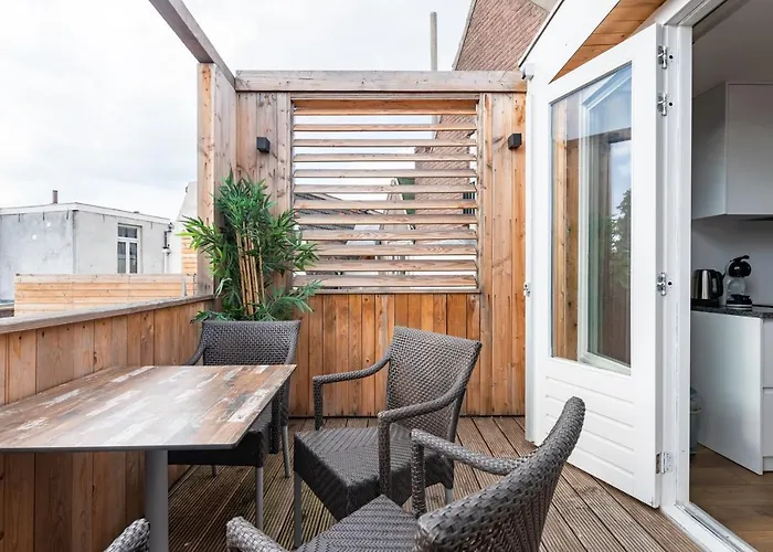 Stylish In The Heart Of Center Apartman *